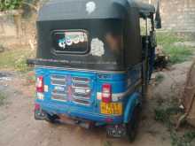Bajaj 4 Stroke 2014 Three Wheel