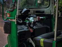 https://riyasewana.com/uploads/bajaj-4-stroke-2015-1014345012363.jpg