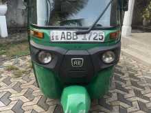 Bajaj 4 Stroke 2015 Three Wheel