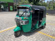 Bajaj 4 Stroke 2015 Three Wheel