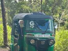 Bajaj 4 Stroke 2015 Three Wheel