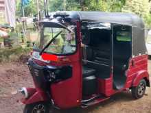 Bajaj 4 Stroke 2015 Three Wheel