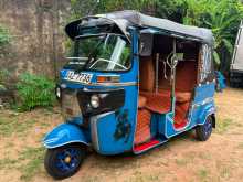 Bajaj 4 Stroke 2015 Three Wheel