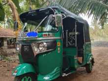 https://riyasewana.com/uploads/bajaj-4-stroke-2015-178053512864.jpg