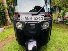 Bajaj 4 Stroke 2015 Three Wheel