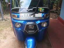 Bajaj 4 Stroke 2015 Three Wheel