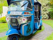 Bajaj 4 Stroke 2015 Three Wheel