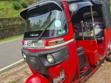 Bajaj 4 Stroke 2015 Three Wheel