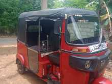 Bajaj 4 Stroke 2015 Three Wheel