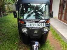 Bajaj 4 Stroke 2015 Three Wheel