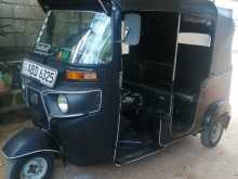 Bajaj 4 Stroke 2015 Three Wheel