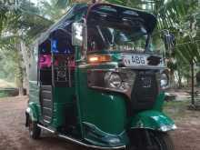 Bajaj 4 Stroke 2015 Three Wheel