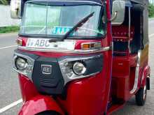 Bajaj 4 Stroke 2015 Three Wheel