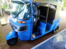 Bajaj 4 Stroke 2015 Three Wheel