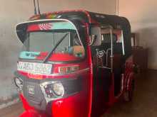 Bajaj 4 Stroke 2015 Three Wheel