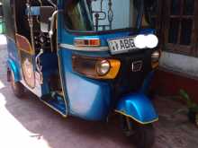 Bajaj 4 Stroke 2015 Three Wheel