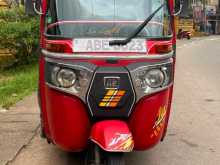 Bajaj 4 Stroke 2015 Three Wheel