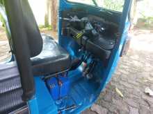 https://riyasewana.com/uploads/bajaj-4-stroke-2015-320504912772.jpg