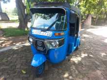 Bajaj 4 Stroke 2015 Three Wheel