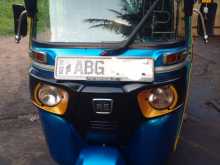 Bajaj 4 Stroke 2015 Three Wheel