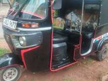 Bajaj 4 Stroke 2015 Three Wheel