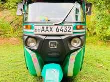 Bajaj 4 Stroke 2015 Three Wheel