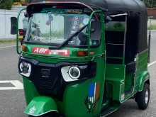 Bajaj 4 Stroke 2015 Three Wheel