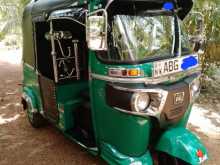 Bajaj 4 Stroke 2015 Three Wheel