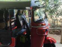 Bajaj 4 Stroke 2015 Three Wheel