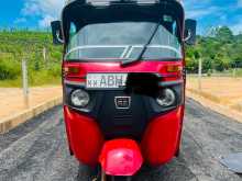 Bajaj 4 Stroke 2015 Three Wheel