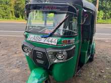 Bajaj 4 Stroke 2015 Three Wheel