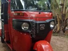 Bajaj 4 Stroke 2016 Three Wheel