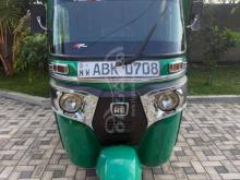 Bajaj 4 Stroke 2016 Three Wheel
