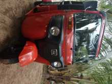 Bajaj 4 Stroke 2016 Three Wheel