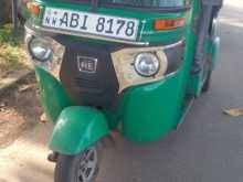 Bajaj 4 Stroke 2016 Three Wheel