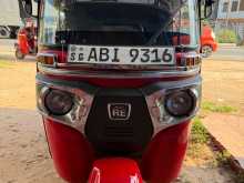 Bajaj 4 Stroke 2016 Three Wheel