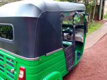 Bajaj 4 Stroke 2016 Three Wheel