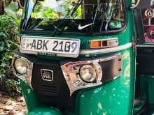 Bajaj 4 Stroke 2016 Three Wheel