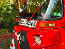 Bajaj 4 Stroke 2016 Three Wheel