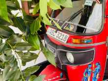 Bajaj 4 Stroke 2016 Three Wheel
