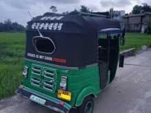 Bajaj 4 Stroke 2016 Three Wheel