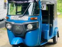 Bajaj 4 Stroke 2016 Three Wheel