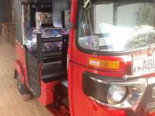 Bajaj 4 Stroke 2016 Three Wheel