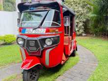 Bajaj 4 Stroke 2016 Three Wheel