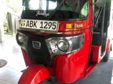 Bajaj 4 Stroke 2016 Three Wheel