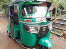 Bajaj 4 Stroke 2016 Three Wheel