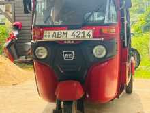Bajaj 4 Stroke 2016 Three Wheel