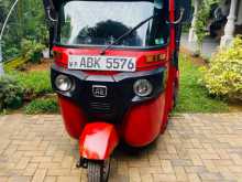 Bajaj 4 Stroke 2016 Three Wheel