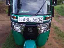 Bajaj 4 Stroke 2016 Three Wheel