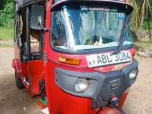 Bajaj 4 Stroke 2016 Three Wheel